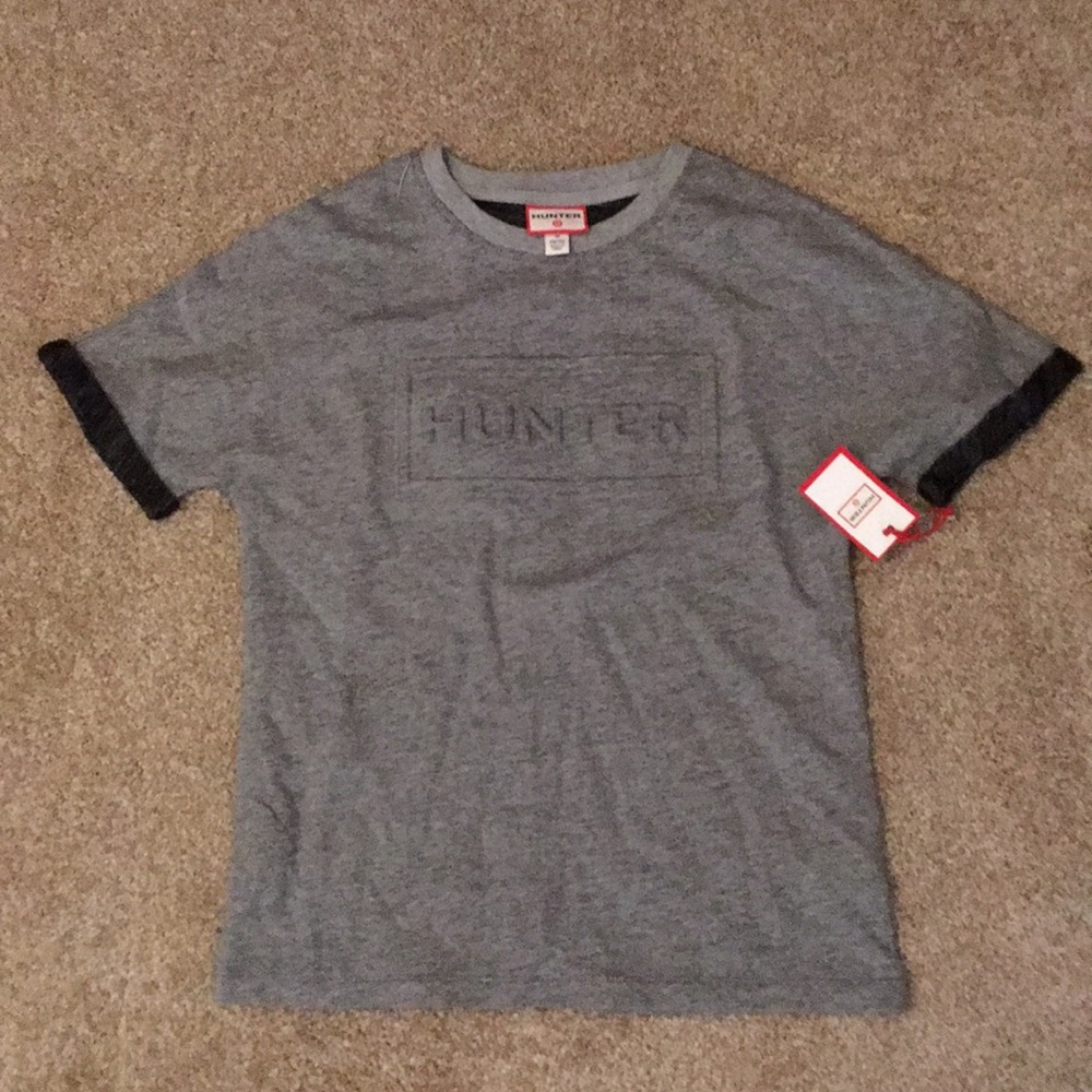 Hunter Embossed Rolled Short Sleeve T-Shirt - Gray
